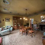 Gio's House Vintage Style Stresa