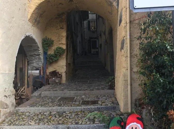 Gio's House Vintage Style Stresa